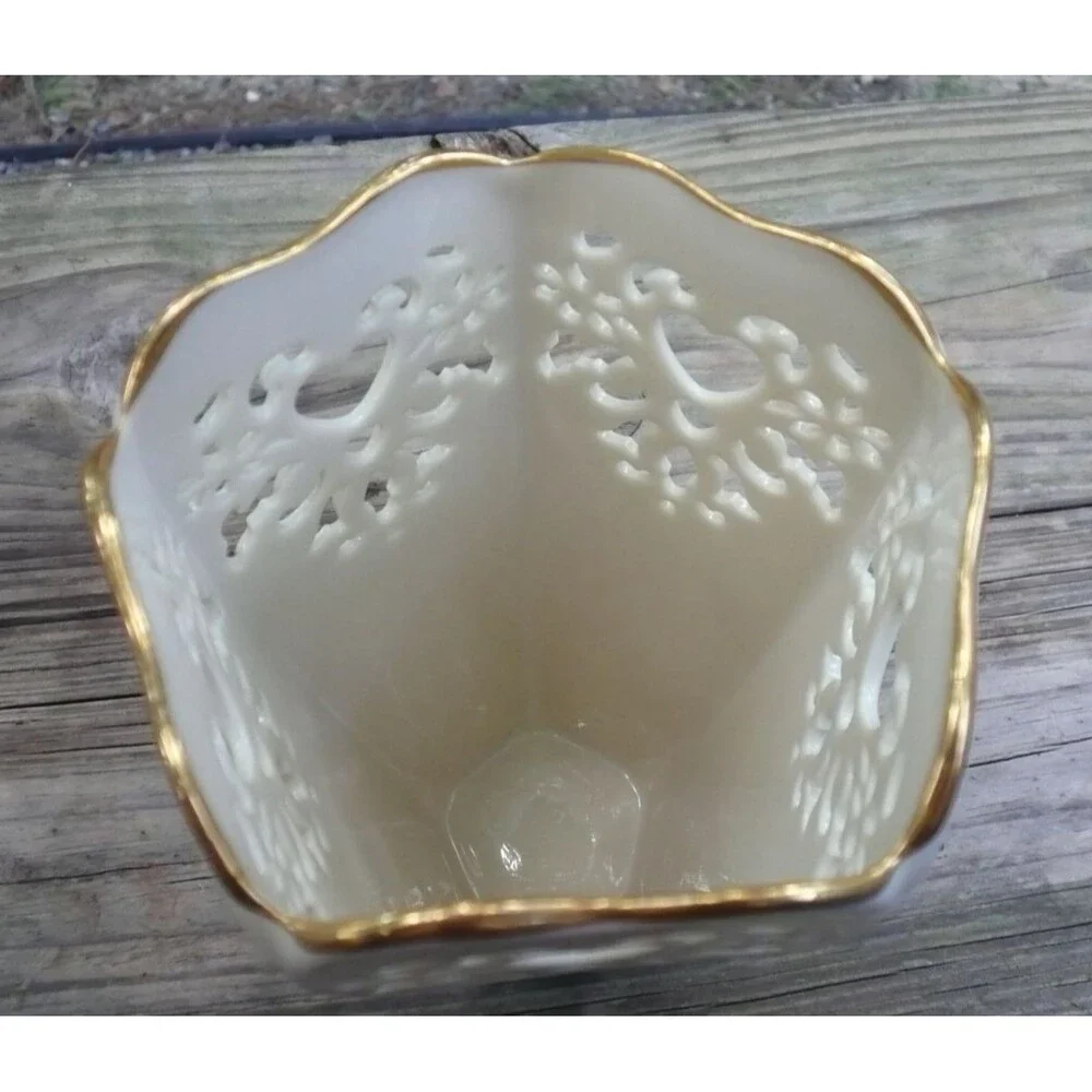 Vintage 1997 Lenox Eternal Hearts Pierced 7